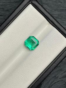 พลอยมรกตสีเขียวธรรมชาติทรงแปดเหลี่ยมสำหรับทำเครื่องประดับ - Product Image 5
