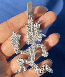 Collier pendentif hache en moissanite bleue glacée avec bijoux hip-hop en argent sterling 925 pour homme - Product Image 2