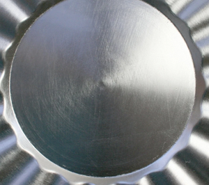 Plaque de chargeur argentée de forme ronde au design unique avec plaque de vitrine en métal en aluminium de la plus haute qualité sous la plaque d'Inde - Product Image 4