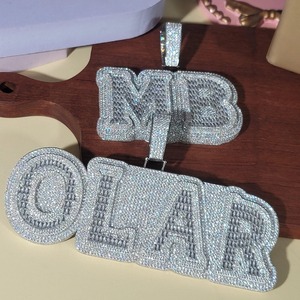 Colgante de Letra con Diamantes de Moissanita Corte Baguette, Chapado en Plata de Ley 925, VVS, para Hombre, Estilo Rapper, Hip Hop - Product Image 2