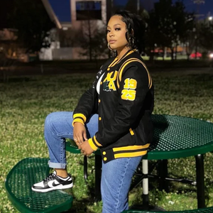 Top Brand Women's Letterman <b>Jackets</b> 100% Wool Casual College Sports Varsity <b>Jackets</b> <b>Short</b> <b>Sleeves</b> XL Size Winter Season - Product Image 5
