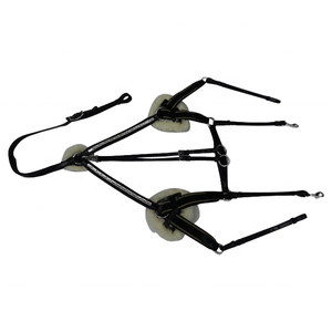 Plastron de cheval en cuir indien durable et confortable à 5 broches Produit équestre de haute qualité. - Product Image 1