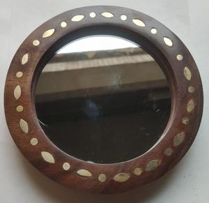 Modern <b>Round</b> <b>Wall</b> <b>Mirror</b> Home Decor Elegant Stylish Design Reflective Surface Perfect Interior Accent - Product Image 4