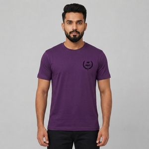 T-shirts Premium Homme Oversize 100% Coton Vierge Léger Respirant Logo Personnalisé Tenue Décontractée Vente en Gros Coupe Sportive - Product Image 1