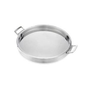 Surface de service en acier de luxe conçue pour présenter les rafraîchissements avec élégance, dotée d'une robustesse durable et d'une fonctionnalité quotidienne. - Product Image 2