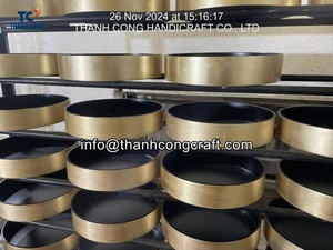 Venta al por mayor hecha a mano laca festoneado bandeja decorativa laca bandejas seguras para alimentos grado comercial directo Vietnam fabricante OEM - Product Image 3