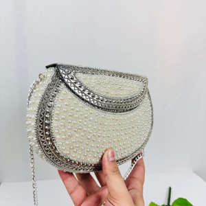 Handmade Modern Women's <b>White</b> Pearl Beaded Clutch <b>Bag</b> Elegant <b>Evening</b> Purse Polished Gold-Plated Metal Frame Weddings Parties - Product Image 4