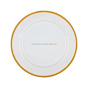 Assiettes en émail métallique avec bord rouge Pantone, tailles personnalisées, assiettes à snacks et desserts réutilisables, assiettes et plats de qualité supérieure, adaptés à l'utilisation en café. - Product Image 2