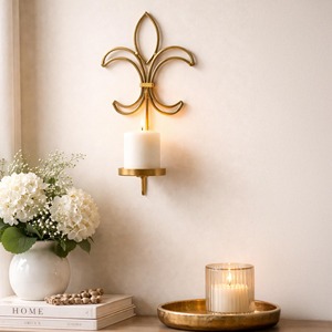 Candelabro de Pared de Metal Artístico para Colecciones de Interiores de Primera Calidad - Product Image 4