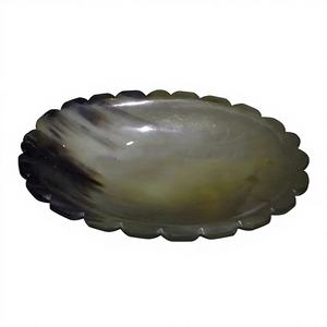 Plateau de service alimentaire portable en corne naturelle fait à la main B.S International BSO-9, design circulaire, passe au lave-vaisselle et au micro-ondes, finition polie - Product Image 1