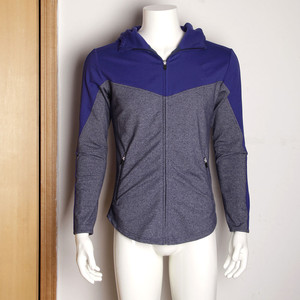 Chándal con Capucha para Hombre, Color Gris y Negro, Bloques de Color, Cierre de Cremallera, Bolsillos Laterales, Corte Regular, Ropa Deportiva de Otoño - Product Image 5