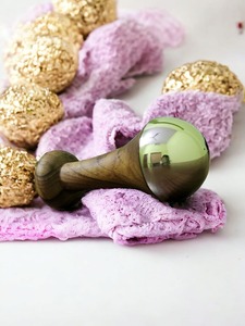 Varita de Kansa Pura con Mango de Madera Ecológico, Hecha a Mano, Moderna, Ayurvédica, para Masaje Facial y Corporal - Product Image 3