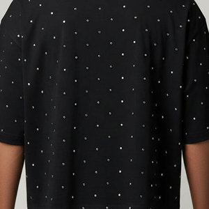 ผู้ผลิตเสื้อผ้า เสื้อยืดแบบสั่งทำ ปักลายขาดๆ แต่งคริสตัล เสื้อยืดทรงครอปทรงบ็อกซี่ ผู้ชาย 220 โพลีเอสเตอร์ 100% สีพื้น - Product Image 4