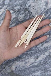 Nueva Aguja de Bordar Rústica Ecológica de Cuerno de Búfalo con Punta Fina para Lana y Hilos, Duradera para Tufting y Costura - Product Image 1