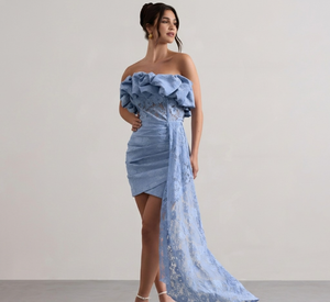 Vestido Mini de Encaje Azul |   Corpiño sin tirantes con volantes y drapeado lateral en cascada |   Vestido de cóctel de lujo con guipur y crochet - Product Image 1