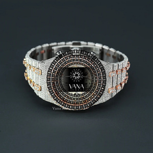 นาฬิกาข้อมือผู้ชาย VANA JEWELS รุ่นหรูหรา ประดับเพชรเต็มเรือน ตัวเรือนสแตนเลสสตีลสองสีโรสโกลด์ สายแบบอะนาล็อก ควอตซ์ - Product Image 4