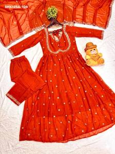 Nueva tendencia de elegancia en vestimenta: Colección de Kurti-Pant Anarkali de georgette con bordados y Dupatta, fabricante de Surat. - Product Image 5