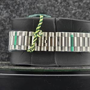 นาฬิกาข้อมือผู้ชายสุดหรูขนาด 40 มม. สแตนเลสสตีล ระบบออโตเมติก หน้าปัดสีน้ำเงิน แสดงวันที่ พร้อมเพชรบอกชั่วโมง ดีไซน์หรูหรา - Product Image 4