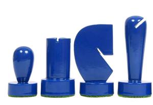 Juego de ajedrez moderno de la serie Berliner, piezas de madera de boj azul y amarillo, Rey de 3.7 pulgadas, a precio económico. - Product Image 3