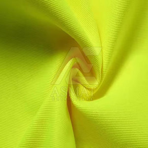 ชุดเอี๊ยมทำงานที่เชื่อถือได้ เสริมความแข็งแรงบริเวณเข่า มีกระเป๋าหลายช่อง ชุดเอี๊ยมทำงานทันสมัยเพื่อความปลอดภัย - Product Image 5