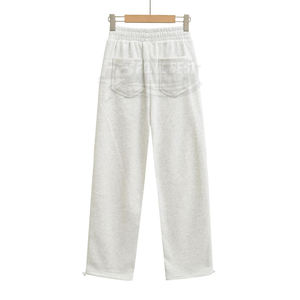 Shorts de yoga et de fitness taille haute élastique, effet scrunch fessier, respirants, séchage rapide, coupe ajustée, rehaussement des hanches, pour l'entraînement intensif - Product Image 2