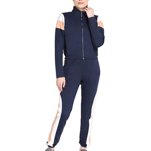 Ensemble de survêtement pour femmes, confortable et extensible, idéal pour la salle de sport, la course à pied, l'entraînement, la remise en forme et les activités de plein air - Product Image 3