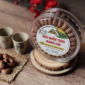 Noix de cajou non décortiquées de qualité supérieure, prix spécial en gros, bio, W180, 500g, boîte cadeau - Emballage de la marque Dong Phu, directement de l'usine - Product Image 1