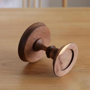 Base Redonda de Madera Ecológica Hecha a Mano para Tartas, Apta para Lavavajillas, Ideal para Cumpleaños y Postres - Product Image 4
