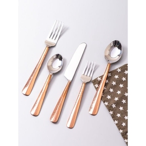 Ensemble de couverts en acier inoxydable durable de luxe avec finition dorée et poignée noire moderne pour la maison et la restauration - Product Image 3