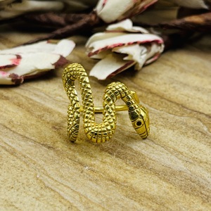 Nouvelle Arrivée Bague Serpent en Laiton, Bagues Animaux Gothiques pour Femme, Plaqué Or 18 carats, Bijoux Punk, Bague Statement Biker, Vente en Gros/OEM/ODM - Product Image 1