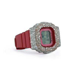 Montre élégante en moissanite avec boîtier en argent sterling, cadran analogique semi-serti, bracelet en caoutchouc pour homme - Product Image 2