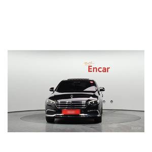 Mercedes-Benz Classe E E350 4MATIC Exclusive 2023, 70 106 km, Boîte de vitesses automatique, Sièges en cuir, Volant à gauche, Caméra de recul - Product Image 3