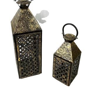 Lanternes de maison et de jardin composées d'acier inoxydable et de fer et de bois avec des supports et des supports de T-light dans les finitions multiples au besoin - Product Image 4