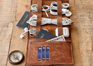 Vintage Leather Cosmetic Organizer Travel Pouch Shaving Kit Bag with Large Capacity and Premium Zipper Closure - Product Image 3