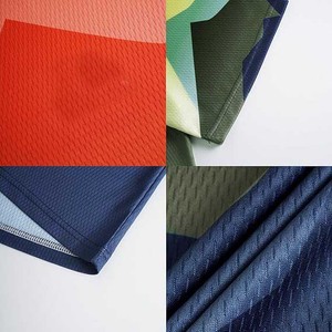 Camiseta Urbana Oversize - Diseño de Hombros Caídos - Tejido Grueso - Corte Cuadrado Icónico para la Juventud Moderna - Product Image 6