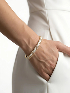 JURA JEWELS Golden Radiance Emerald Cut Heart Zircon Stainless Steel Cuff Bracelet 18K Gold Plated Anti-Tarnish for Women - Product Image 3