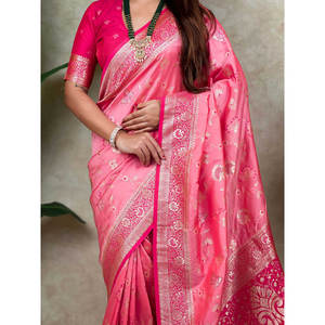 Sari de Seda Banarasi Rosa de Última Moda para Mujer, Diseño Floral Tejido con Zari Tradicional, para Fiestas, Bodas, Estilo Étnico - Product Image 5
