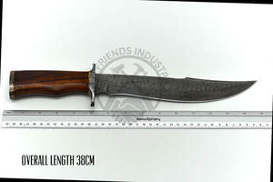 Couteau Bowie en acier Damas fait main, 38 cm, manche en bois avec étui en cuir, lame fixe ultra-affûtée pour la chasse, le camping et la survie - Product Image 2
