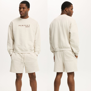 Ensembles d'extérieur parfaits pour hommes 2026 : Survêtement et short, tenues d'été 2 pièces, ensembles populaires personnalisés pour hommes - Product Image 1