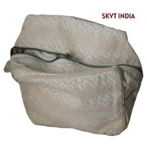 Women's Custom Floral Pattern Quilted <b>Makeup</b> <b>Bag</b> Personalized Printed Eco-Friendly Jacquard 7 Inch China Cosmetic Gift <b>Bags</b> - Product Image 1