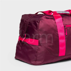 Bolsas Deportivas de Viaje de Alta Calidad 2026 con Cierre de Cremallera, Servicio OEM Disponible, Fabricante de Pakistán - Product Image 6