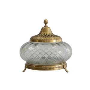 Nuevo Plato de Vidrio con Tapa de Metal Dorado para Dulces y Bocadillos, Recipiente Decorativo para Servir, Centro de Mesa para Bodas, Decoración del Hogar - Product Image 1