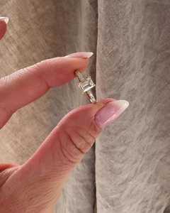 แหวนเพชรหมั้นทรงกลมมรกต เพชรเลี้ยงในห้องปฏิบัติการ ทองคำแท้ 14k 18k แบบหนามเตยครึ่งวง แหวนแต่งงาน ของขวัญสำหรับผู้หญิง ขายส่ง - Product Image 3