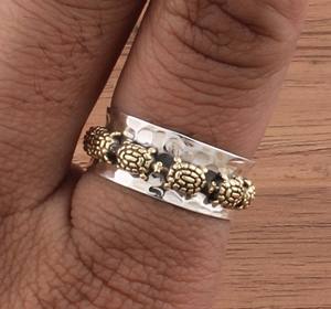 แหวนรูปเต่าทะเลคลาสสิกขายส่ง เงินแท้ 925 ดีไซน์ธีมสัตว์ สำหรับงานแต่งงาน งานปาร์ตี้ เครื่องประดับธีมมหาสมุทร ผู้ผลิตจำหน่ายส่ง - Product Image 2