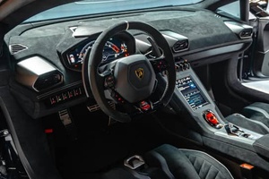Lamborghini Huracan STO d'occasion en bon état, modèle 2023 - Product Image 3