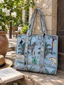 Bolso Tote Acolchado Hecho a Mano de Primera Calidad |   Bolso de compras de hombro para mujer, gran capacidad, con estampado de animales de la selva, con cremallera, estilo elegante - Product Image 6