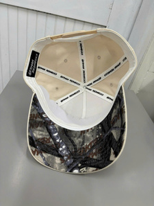 Gorra Snapback de 6 Paneles Bordada con Diseño de Alcohol y Camiones, Unisex, Casual, Ajustable, de Algodón Beige, con Visera Precurvada, Estilo Trucker - Product Image 5