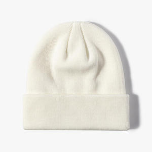 Bonnet en tricot de coton avec broderie 3D, doux, respirant, léger, personnalisable, coupe confortable pour un usage quotidien décontracté, toutes saisons - Product Image 5