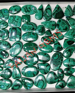 MALACHITE naturelle Cabochon de pierres précieuses en vrac polies cristal de toutes tailles pour la fabrication de pendentifs de bijoux - Product Image 2