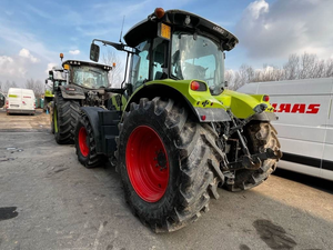 Tracteur agricole Claas Arion 650 - Product Image 2